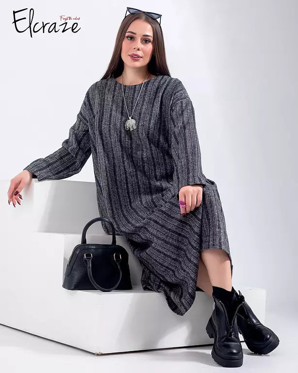 Relaxed fit woolen dress